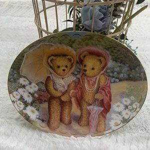 Franklin Mint “Afternoon Stroll” Sue Willis